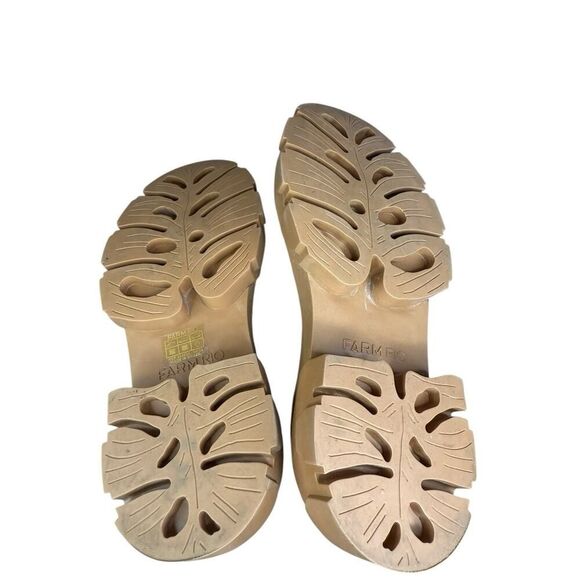 Farm Rio Embroidered Velvet Platform Loafers Beige US 8 Tropical Floral Chic - Picture 11 of 13